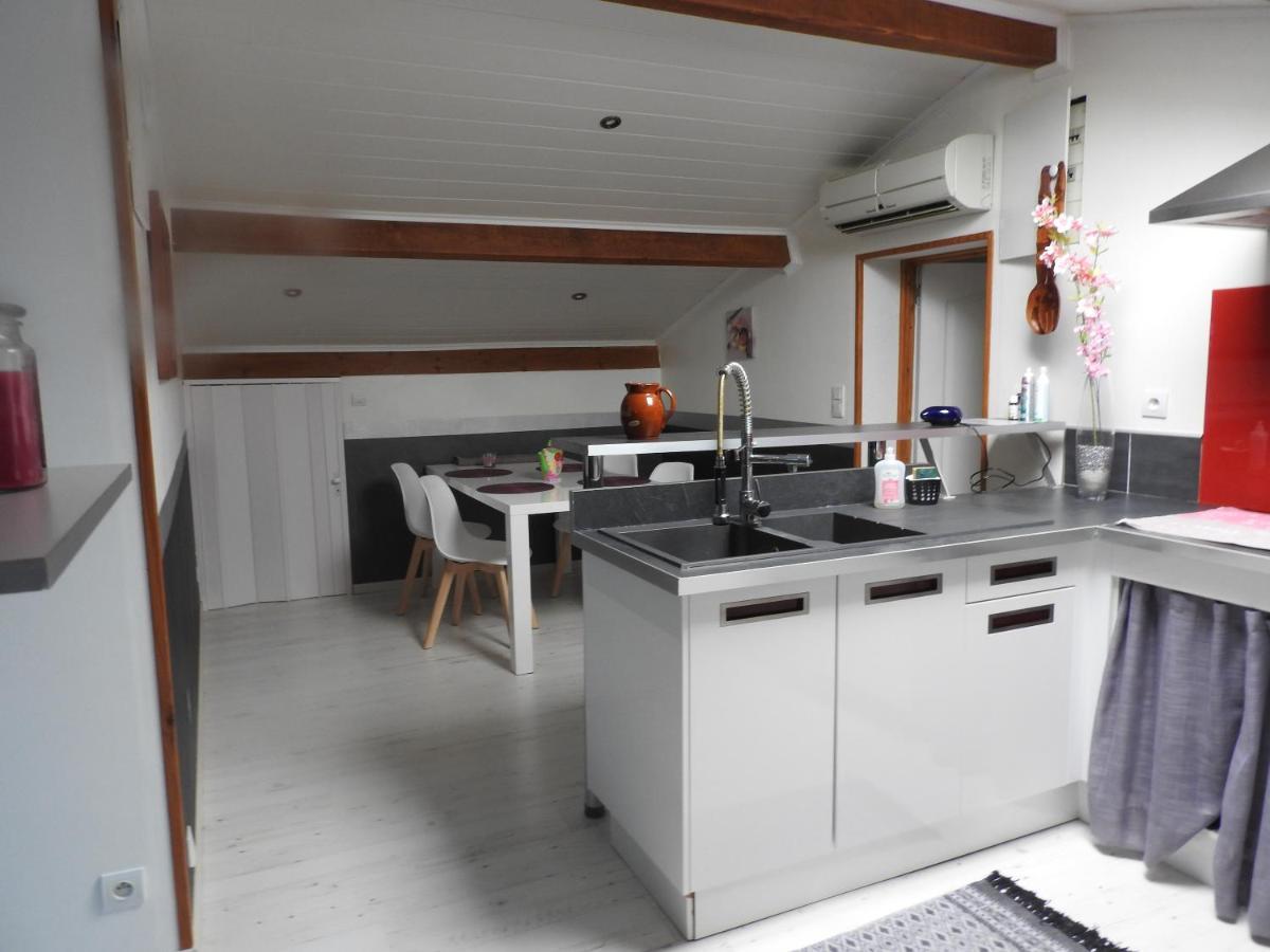 Appartement Mansarde Et Climatise 50 M2 Pompignan  Dış mekan fotoğraf
