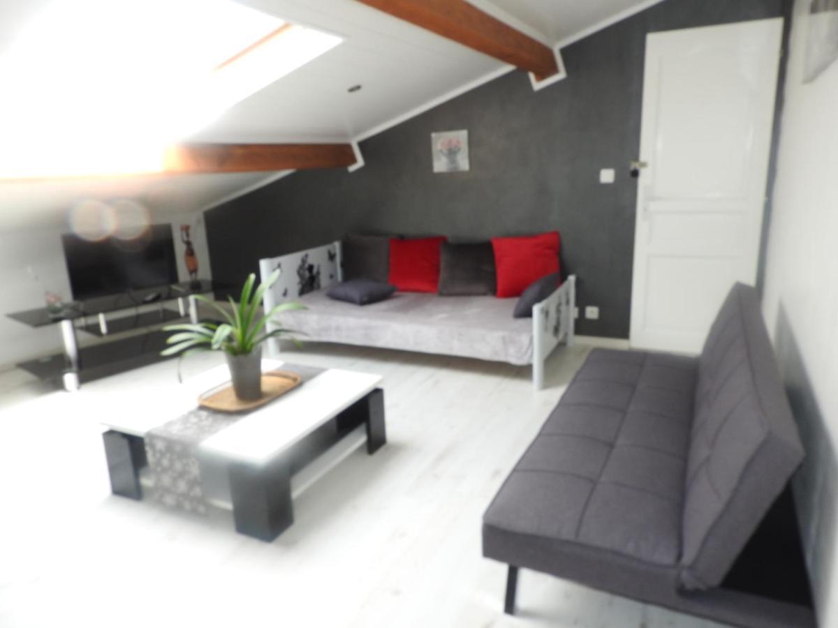Appartement Mansarde Et Climatise 50 M2 Pompignan  Dış mekan fotoğraf