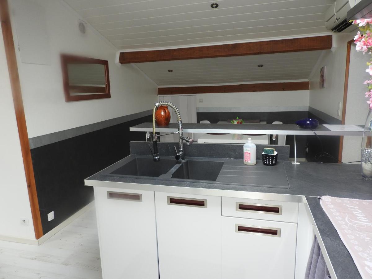 Appartement Mansarde Et Climatise 50 M2 Pompignan  Dış mekan fotoğraf