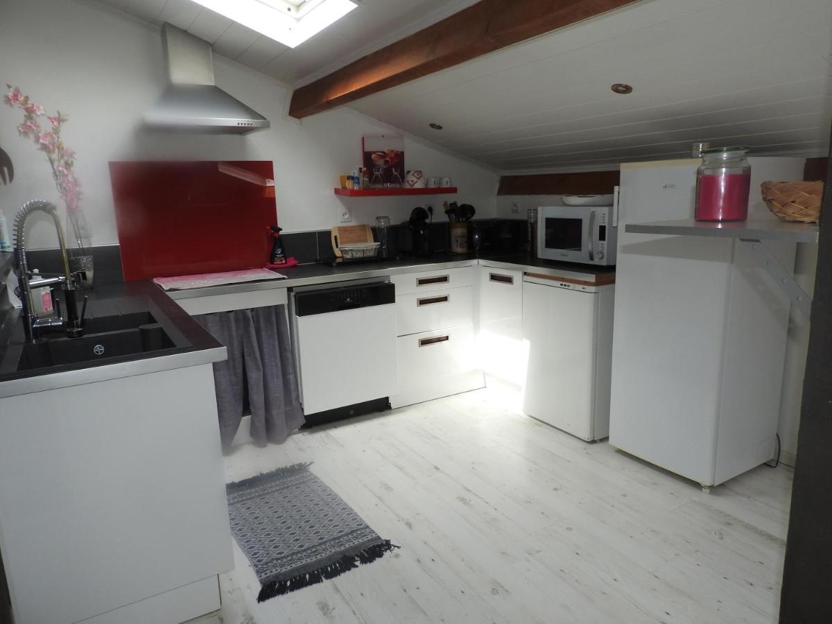 Appartement Mansarde Et Climatise 50 M2 Pompignan  Dış mekan fotoğraf