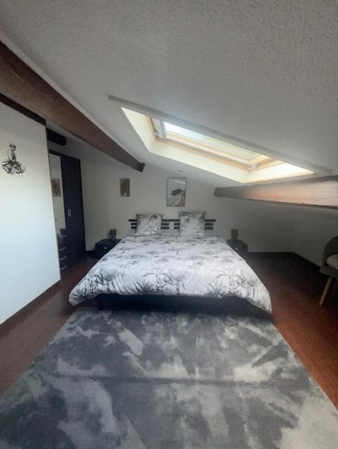 Appartement Mansarde Et Climatise 50 M2 Pompignan  Dış mekan fotoğraf