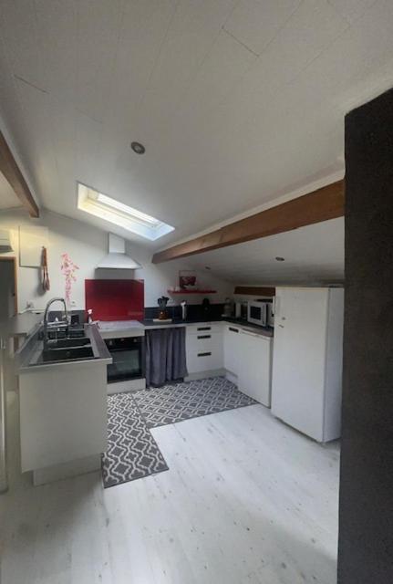 Appartement Mansarde Et Climatise 50 M2 Pompignan  Dış mekan fotoğraf